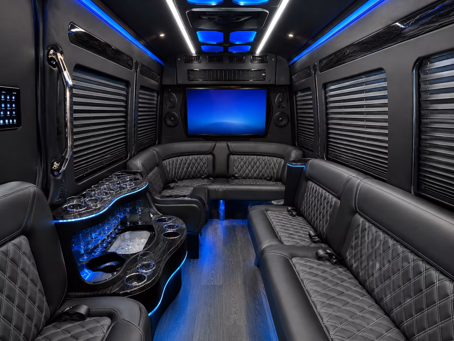 eastlansingcharterbuscompany com is how mid michigan teams handle msu game day and event shuttles