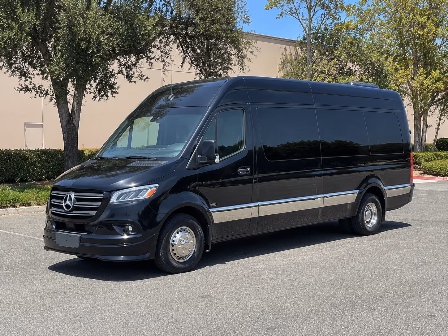 farmington hills bring your friends together with farmington hills prom bus rentals