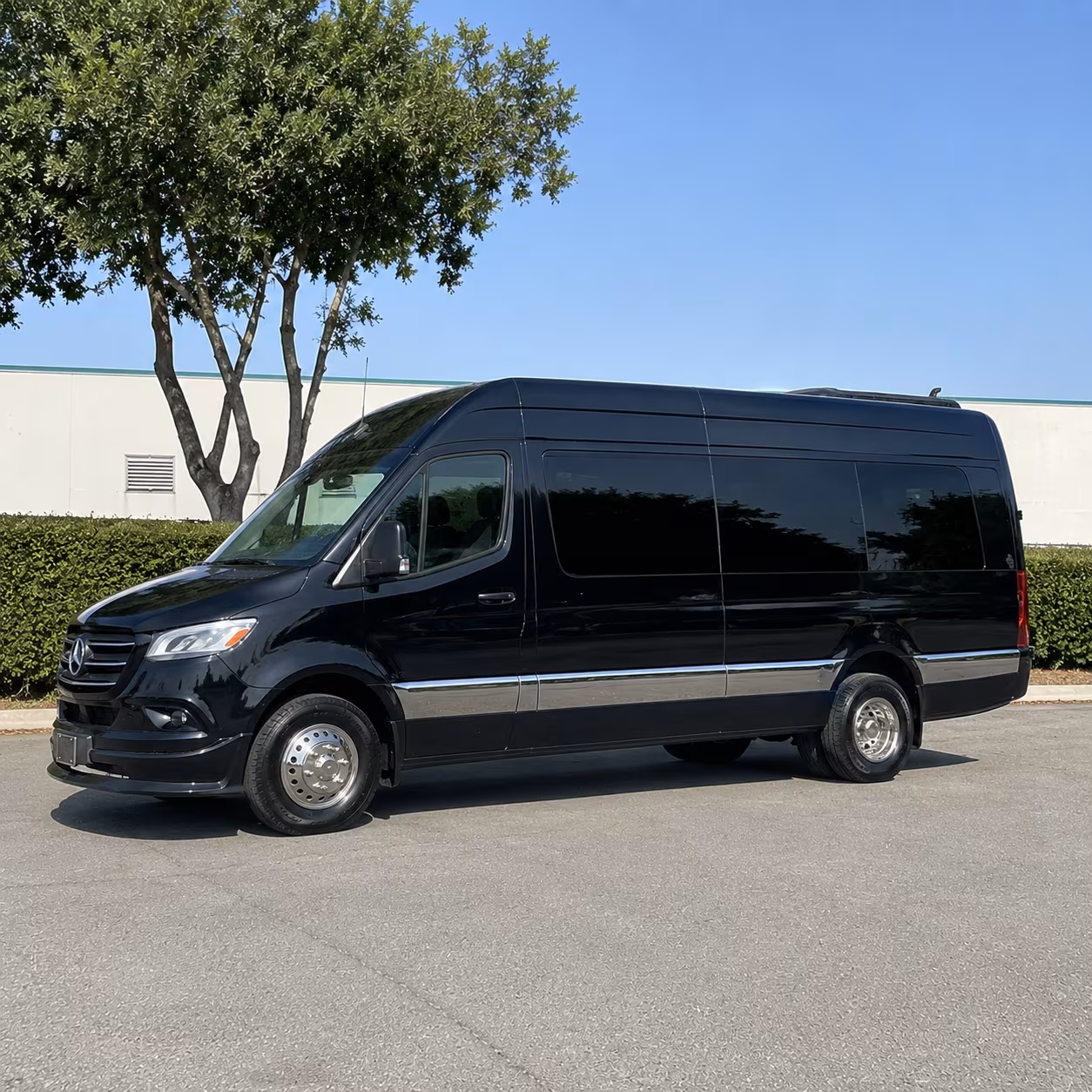farmington hills wedding transportation for your ceremony and reception