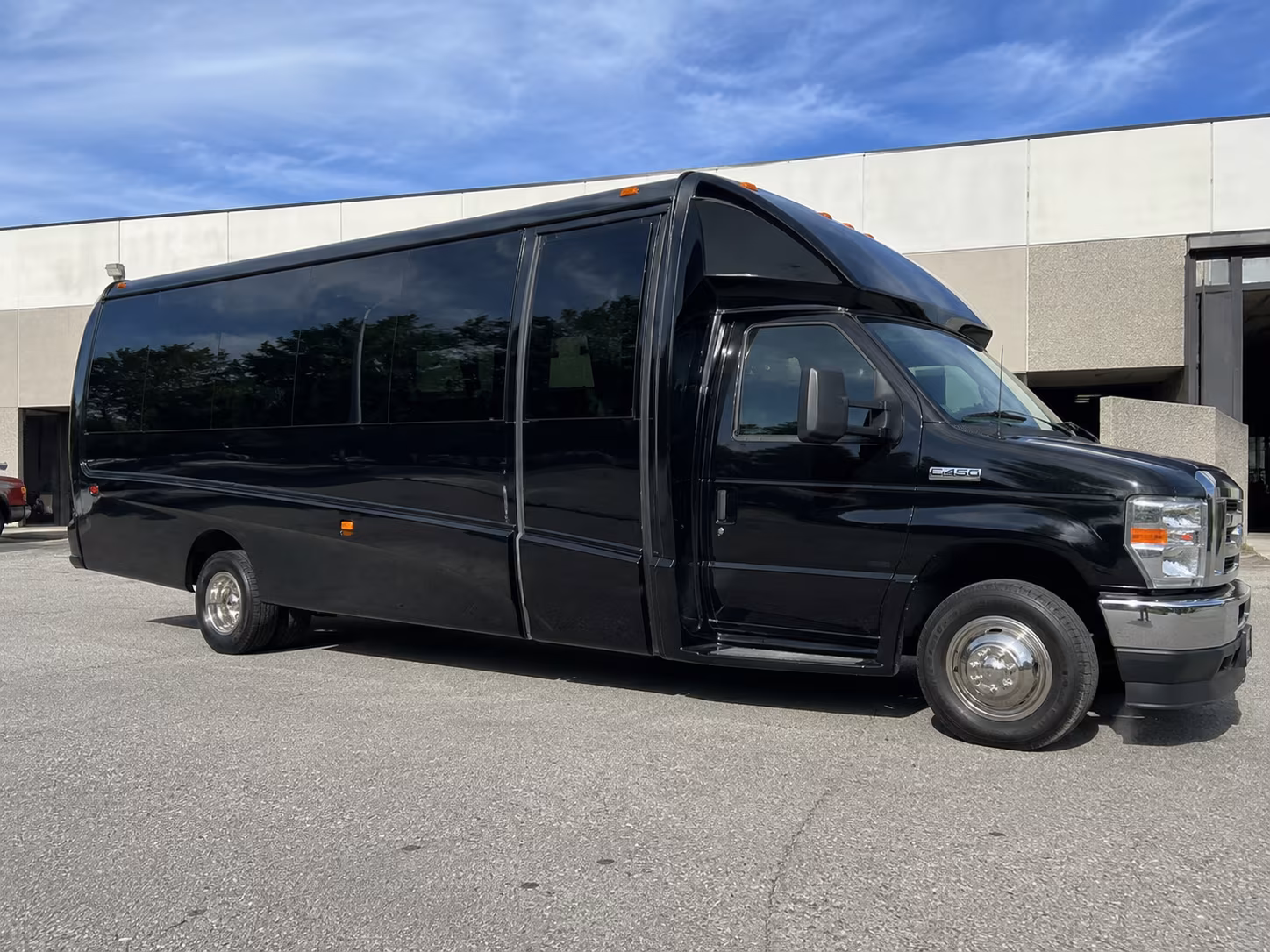 finding group transportation for your east lansing wedding has never been easier