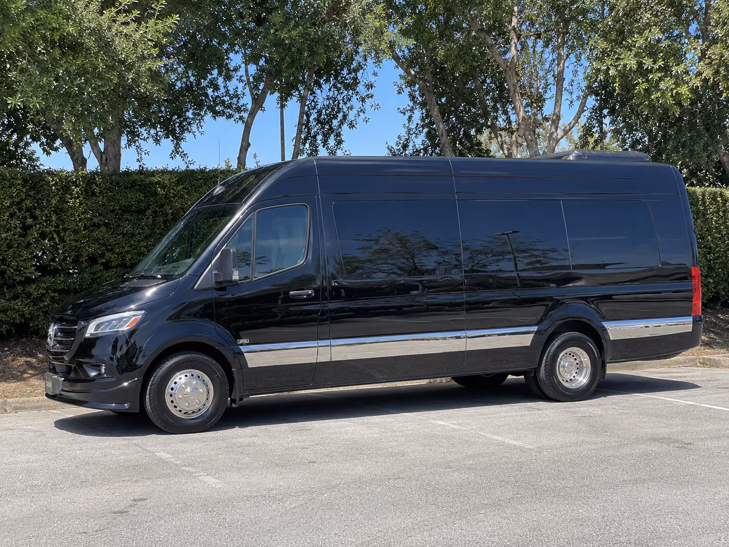 livonia seamless airport transportation in livonia